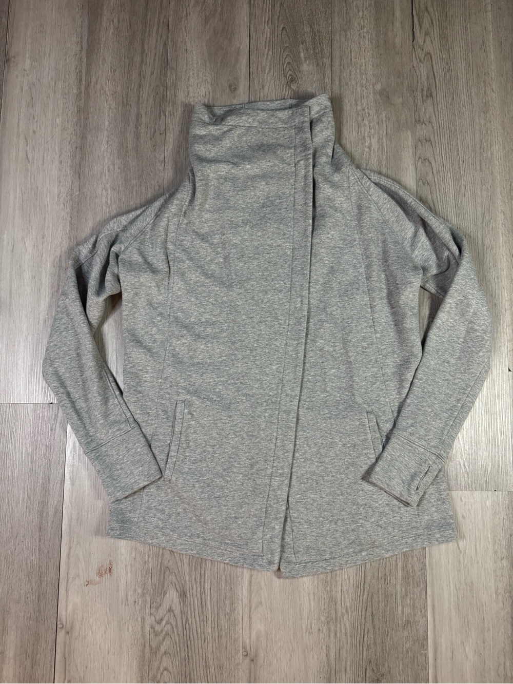 Under Armour Sweatshirt Cardigan Studio Wrap M Gray Button Snap Cowl Neck Pocket